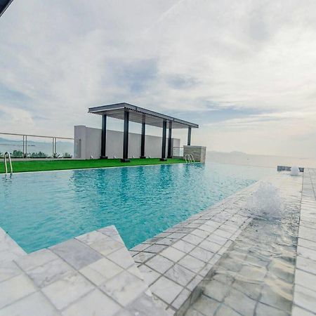 Panitar Haus Hotel Chonburi Ngoại thất bức ảnh